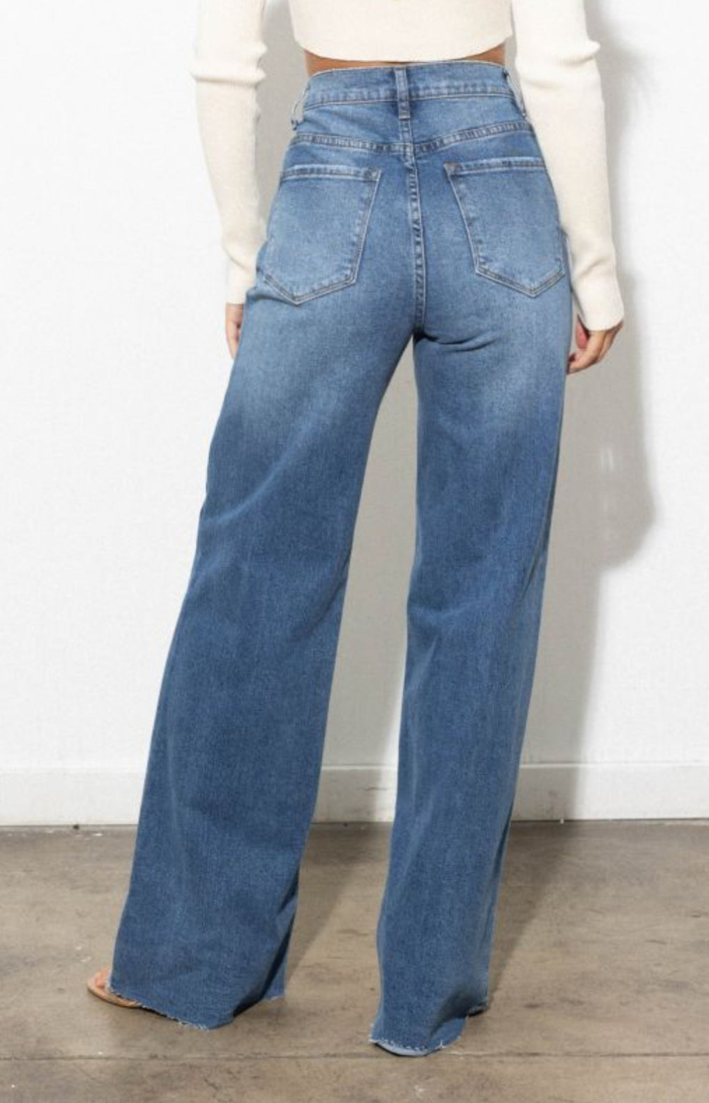 WIDE LEG - Rigid with Comfort Stretch