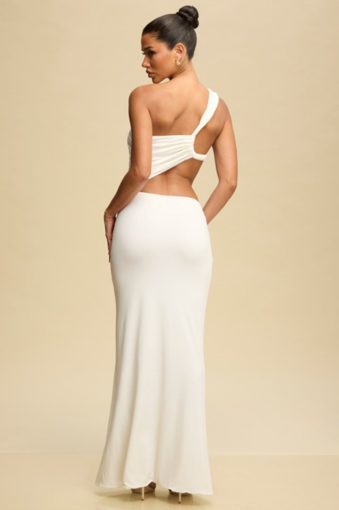 Luxe Curve One-Shoulder Maxi Dress