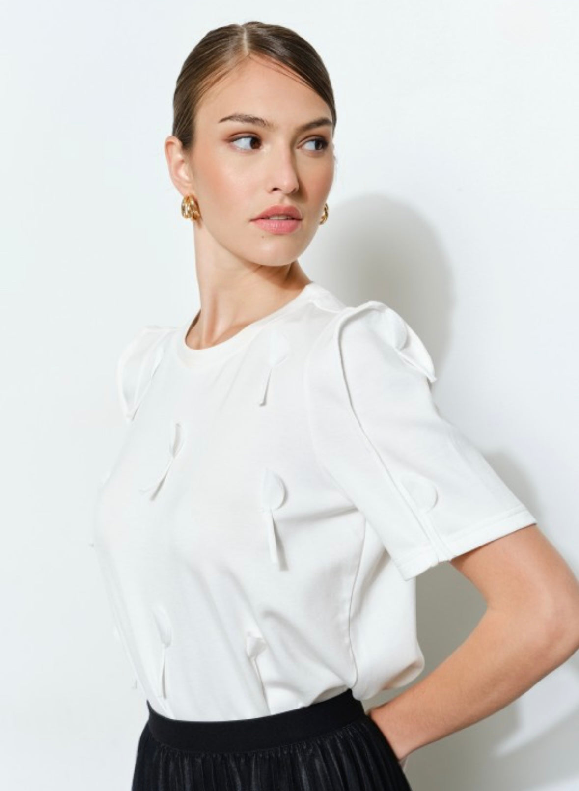 Peral Applique Sleeve Top